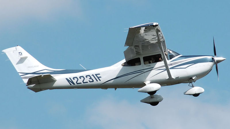 Cessna 182